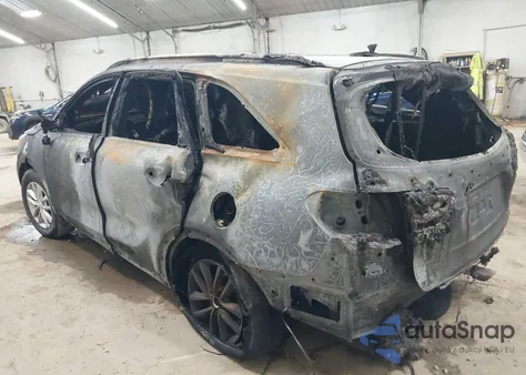 2016 Kia Sorento 3.3L Lx из США, поврежденный, VIN 5XYPGDA55GG004111